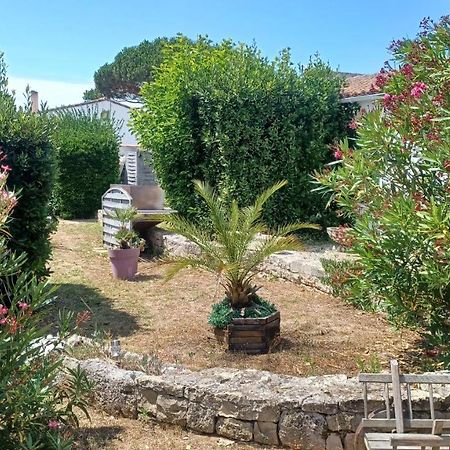 Le Clos Do Re Sainte-Marie-de-Ré Exteriör bild